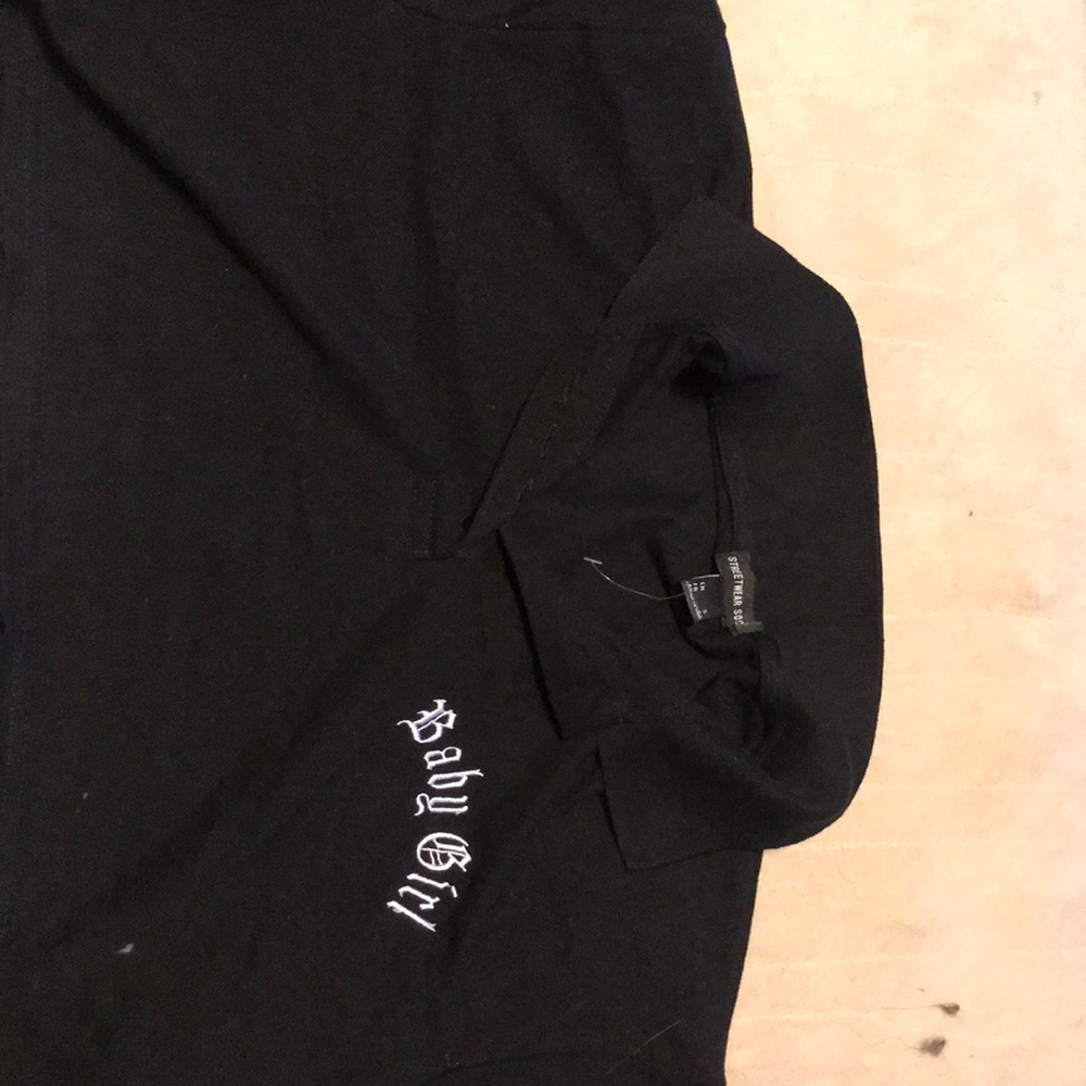 Black crop top